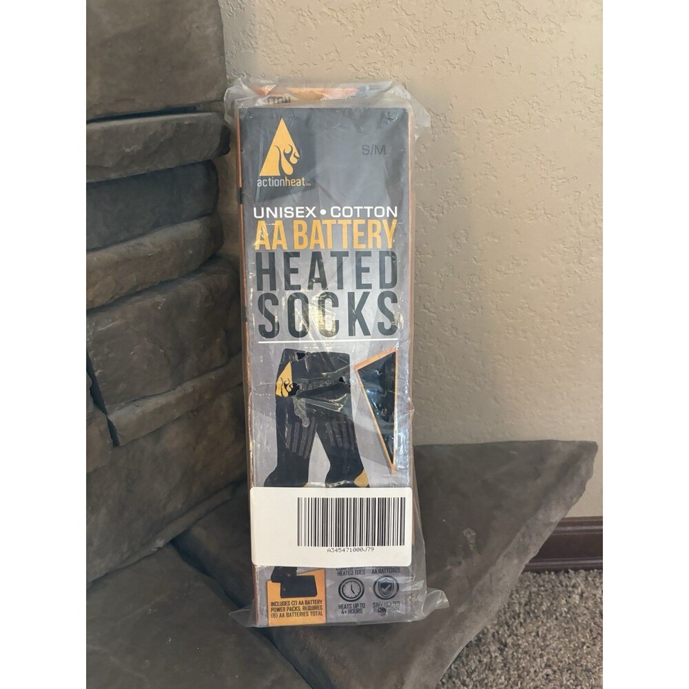 Action Heat Cotton AA Battery Heated Socks Small/Medium NWT Unisex